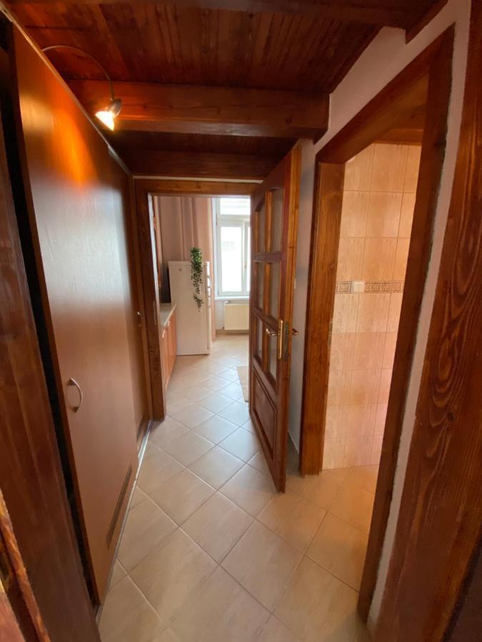Apartment In City Center Кошице Екстериор снимка
